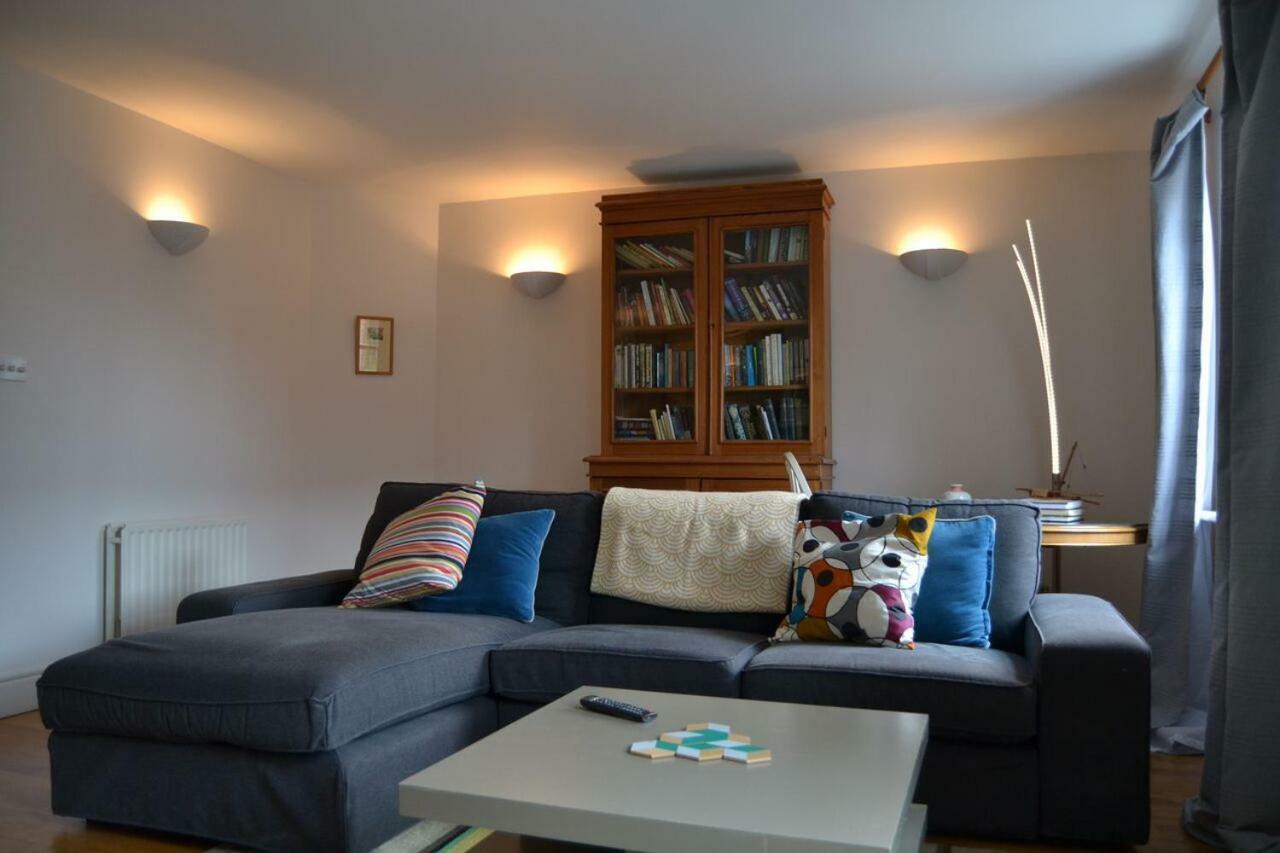 Dingle Townhouse Villa Bagian luar foto
