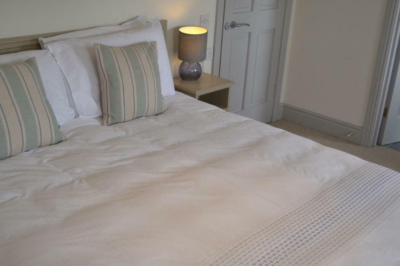 Dingle Townhouse Villa Bagian luar foto